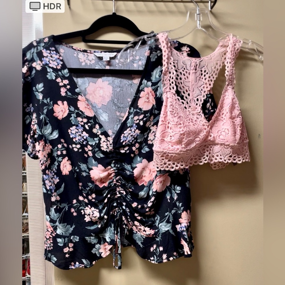 Ladies American Eagle Med tie shirt + Med Bralette 18w x 22 1/2 length